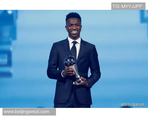 足球界的2号球星是谁？盘点最具影响力的二号球员及其精彩表现